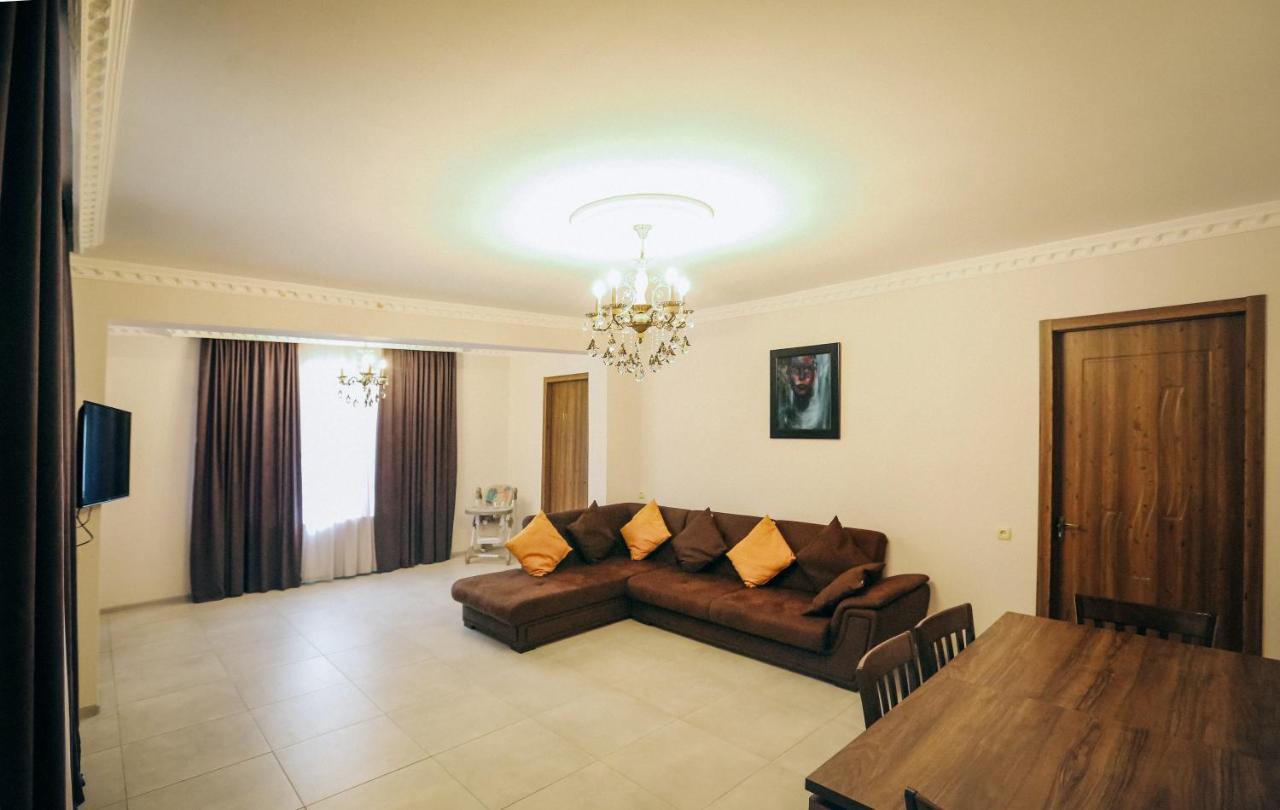 Bebo Babu Guest House Kutaisi Luaran gambar