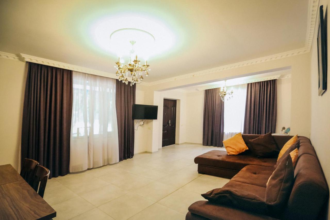Bebo Babu Guest House Kutaisi Luaran gambar